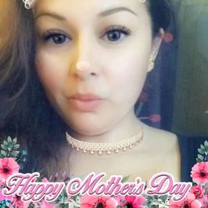 Meet your Posher, Perla